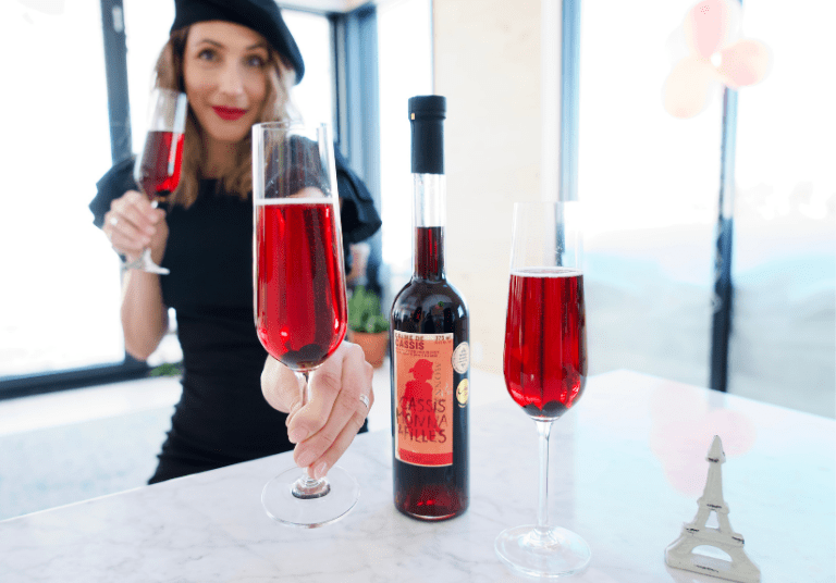 Cassis-Monna-et-Filles-kir-royal