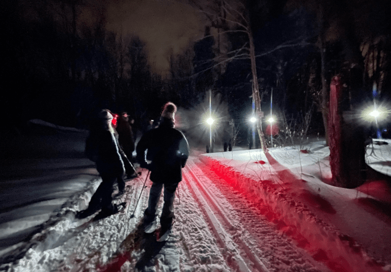 Le-Ricaneux_Sentier-de-la-Frontiere-a-la-lumiere-de-la-frontaler_Libre