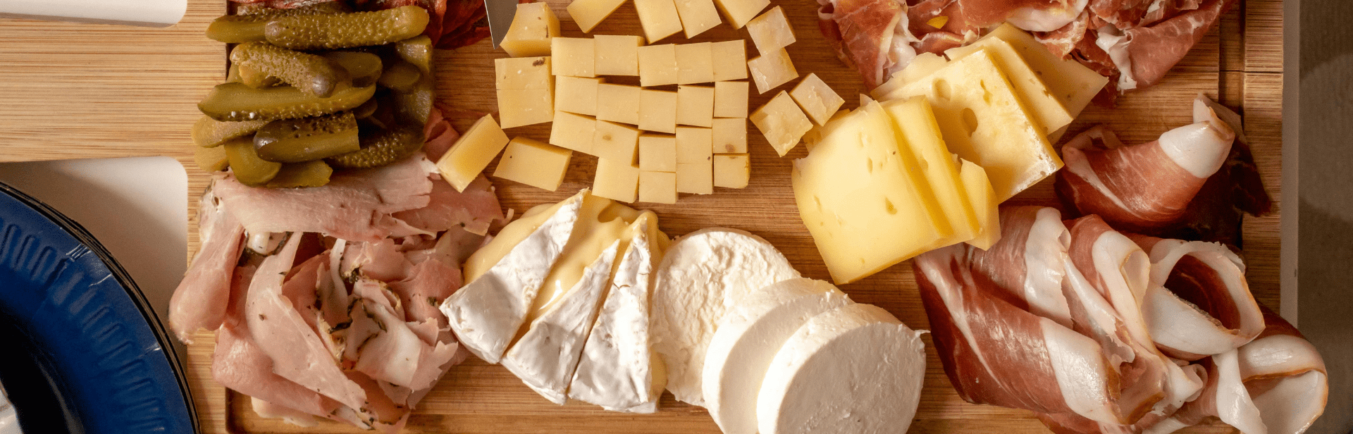 Quoi mettre sur votre planche 9 charcuteries, viandes, fromages et pains coups de coeur