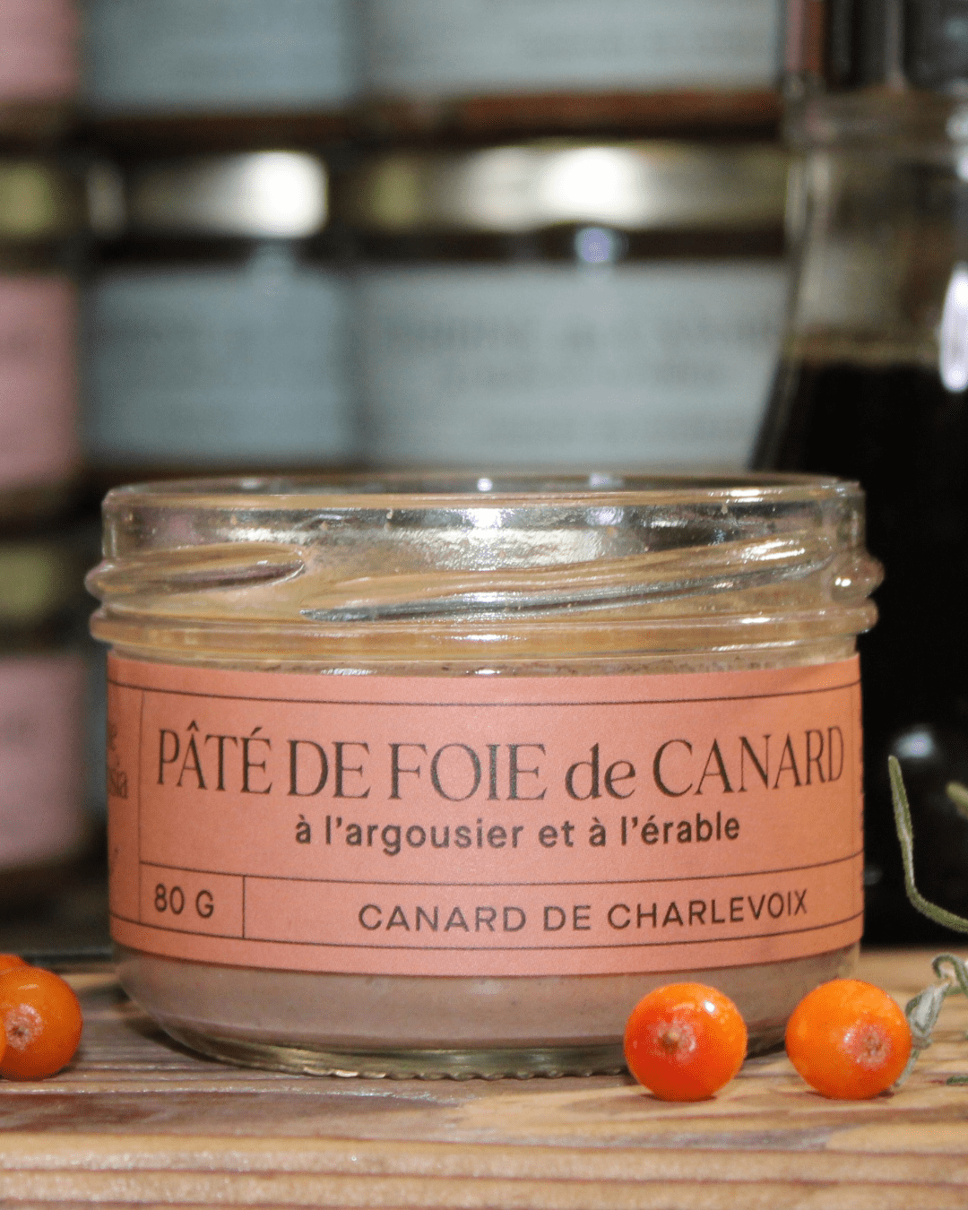 Pot de pâté de foie gras de la Ferme Ambrosia à saveur d'argousier et d'érable.